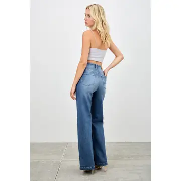 High Rise Bootcut Jeans w/Patched Pocket