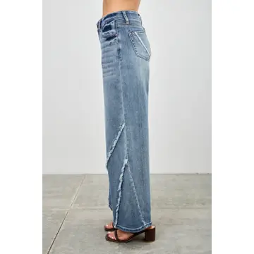 Mid Rise wide Frayed Seam Jeans