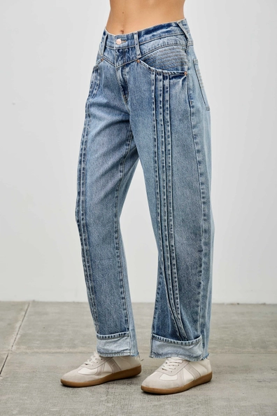 Pleats Barrel Jeans