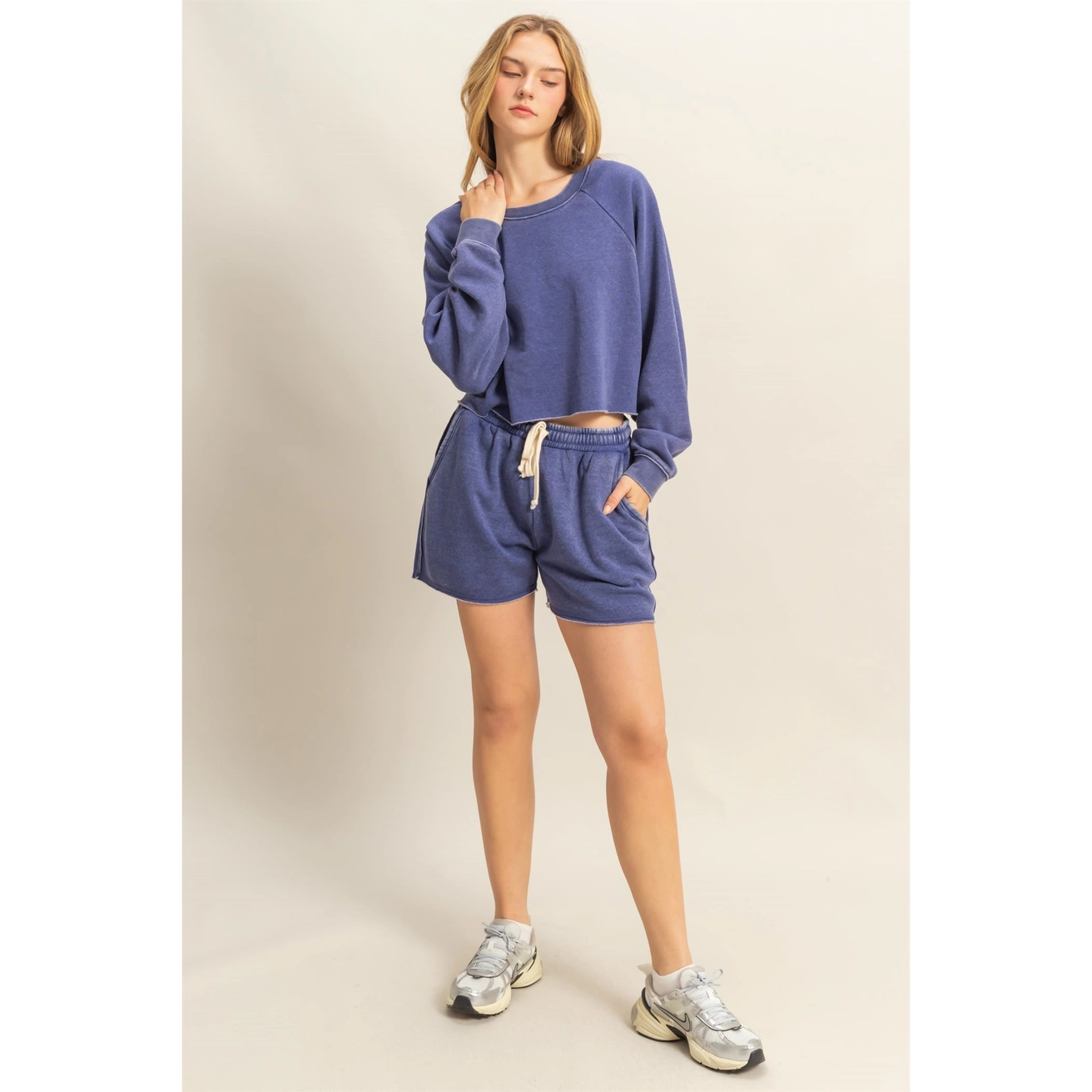 Mineral Wash Sweatshirt With Raw Hem
