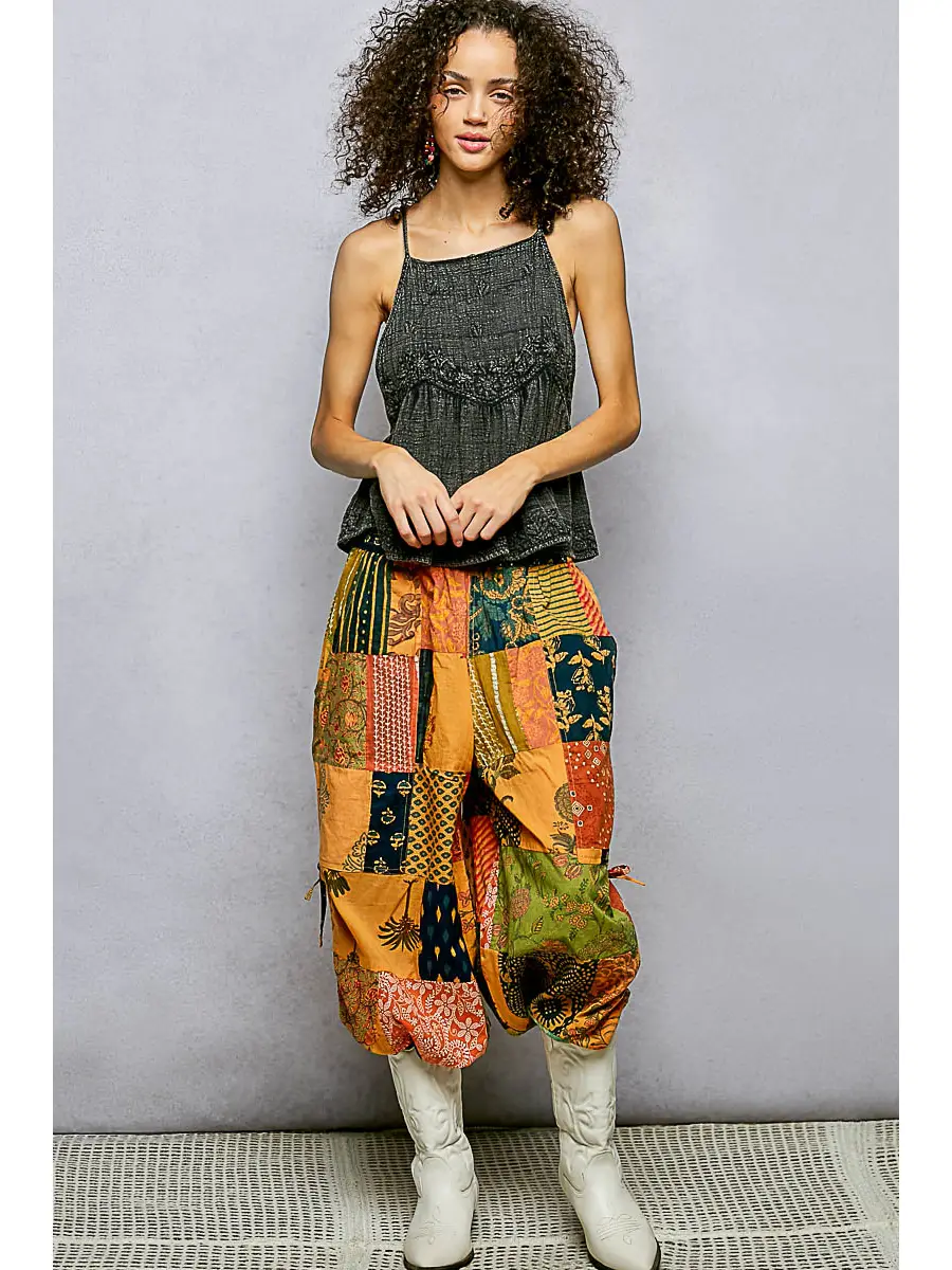 Sleeveless Floral Embroidered Top