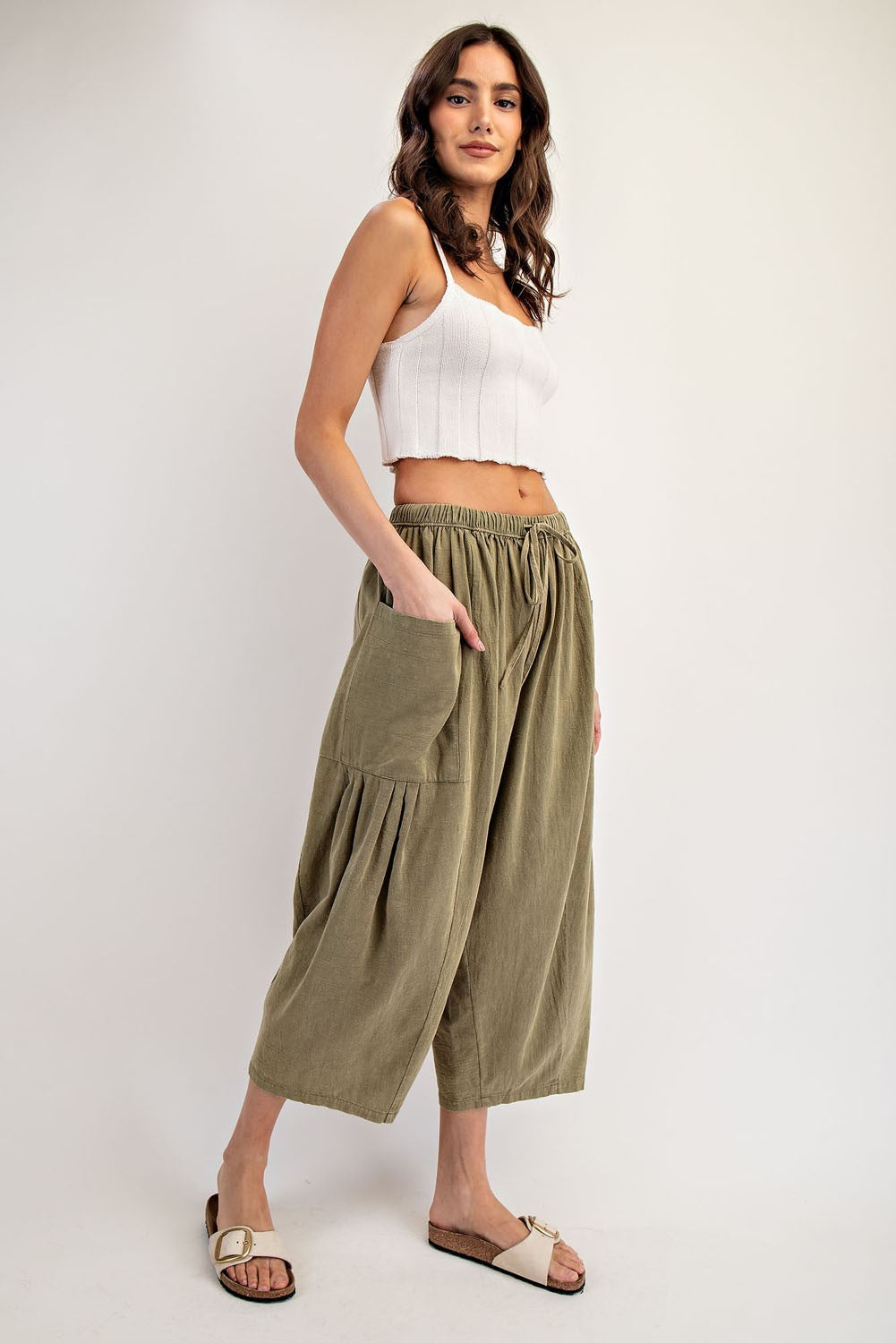 Side Pocket Cropped Pants