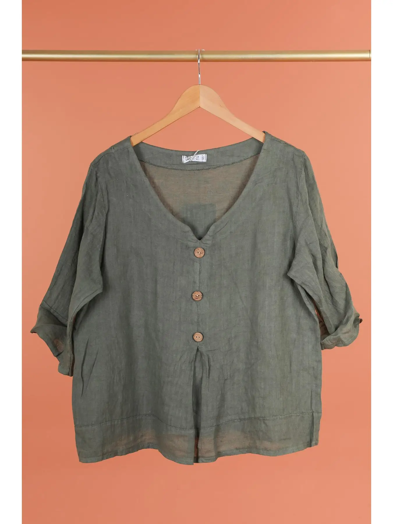 Scoop Neck Button Linen Top