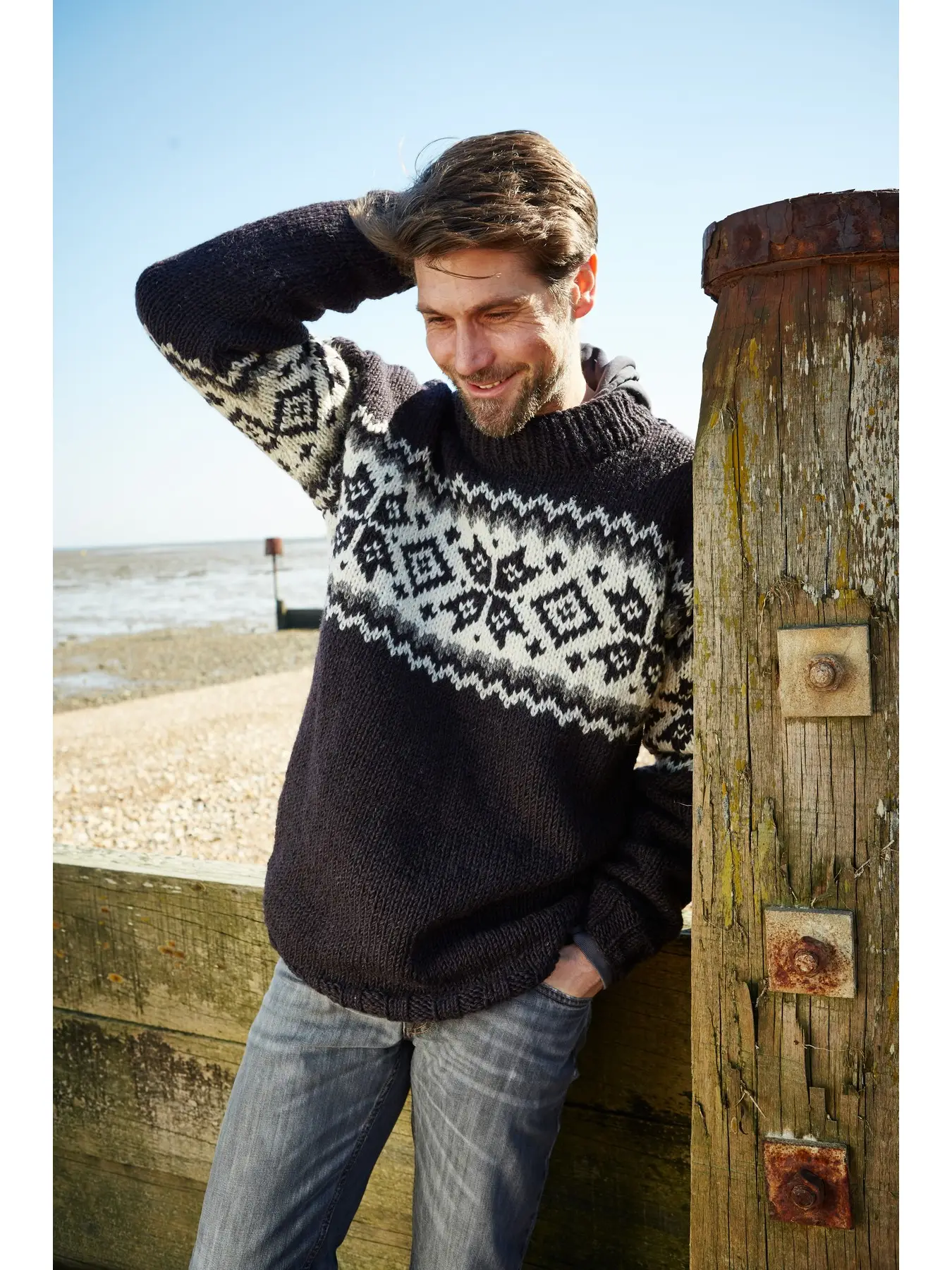Men's Yukon Snowflake Fair Isle Wool Sweater