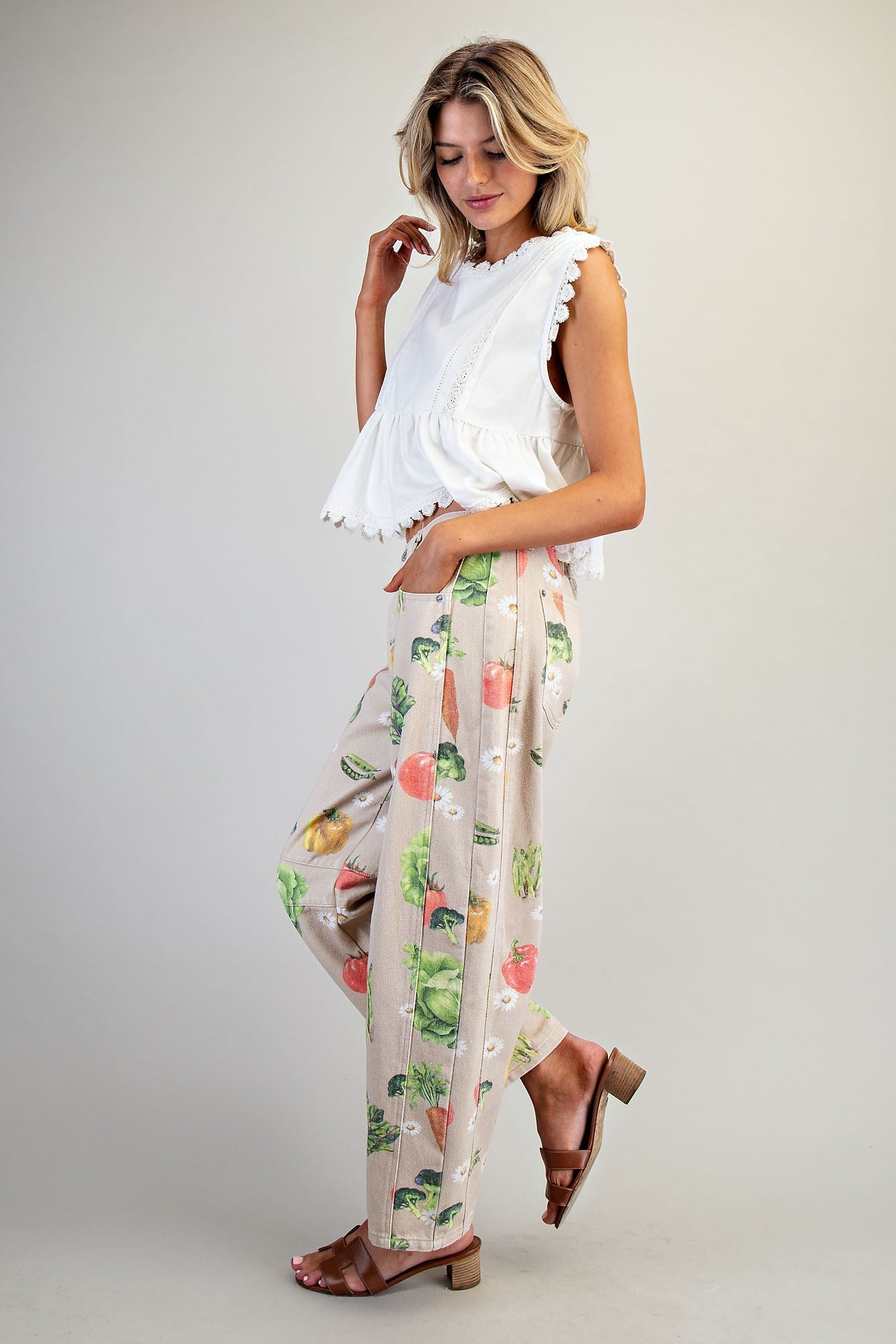 Mineral Washed Garden Barrel Leg Pants