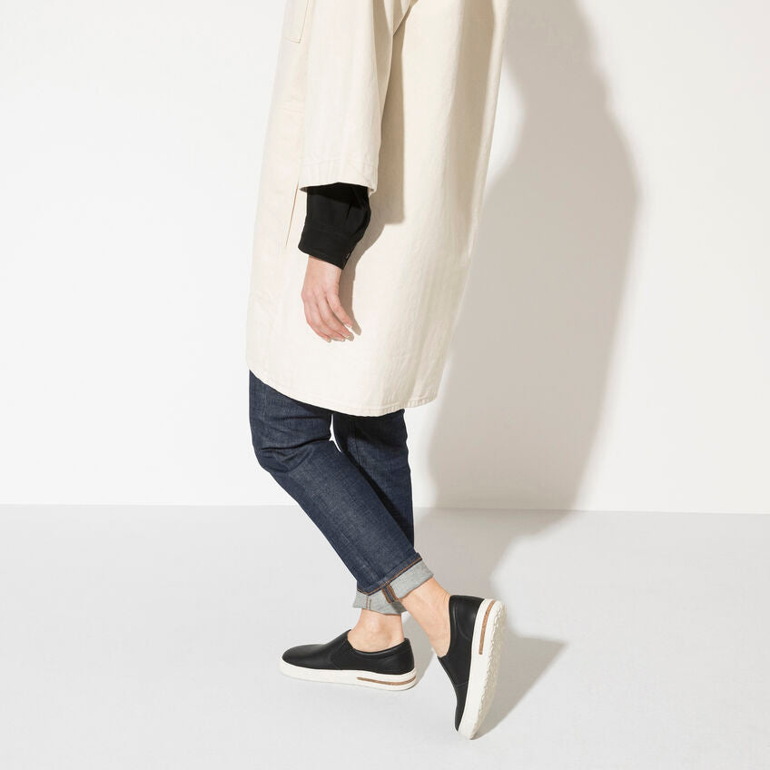 Oswego Leather Slide Shoe